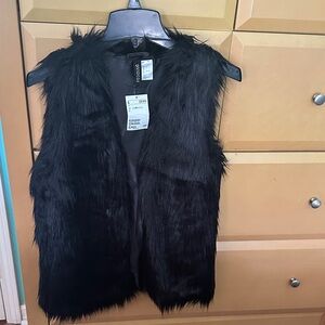H&M Black Faux Fur Vest size 6